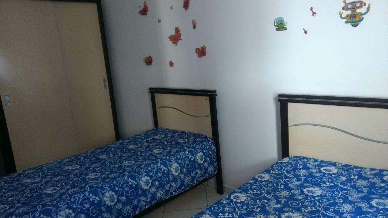 Belo Apartamento Com Vistas Para O Mar - Pe Na Areia - Churrasqueira Na Varanda Прая-Гранди Экстерьер фото